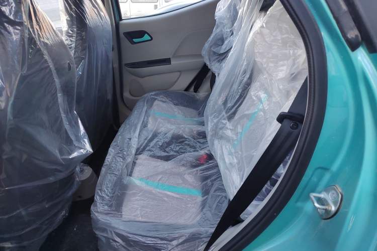 Used JMEV Xiao Qilin 2024 201km Comfort Version Interior 4