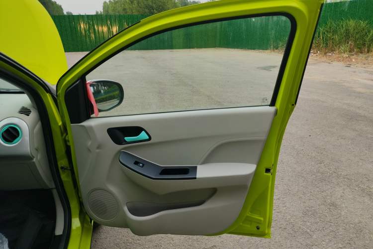 Used JMEV Xiao Qilin 2024 201km Comfort Version Interior 5