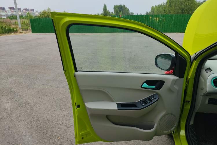 Used JMEV Xiao Qilin 2024 201km Comfort Version Interior 7