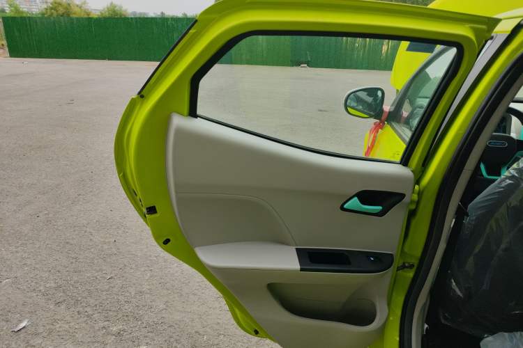 Used JMEV Xiao Qilin 2024 201km Comfort Version Interior 8