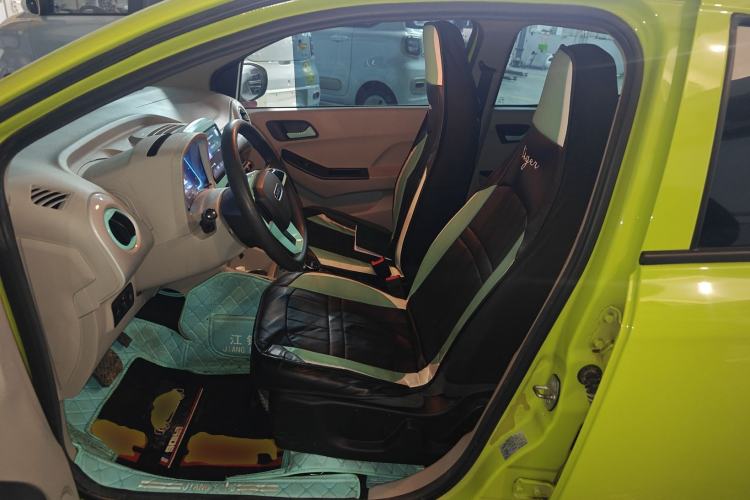Used JMEV Xiao Qilin 2024 201km Comfort Version Left Front Seat