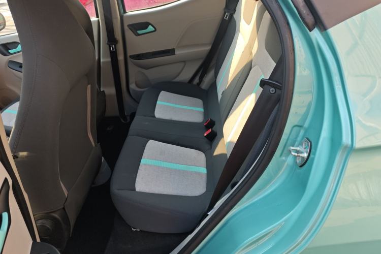 Used JMEV Xiao Qilin 2024 201 km Luxury Version Left Rear Seat