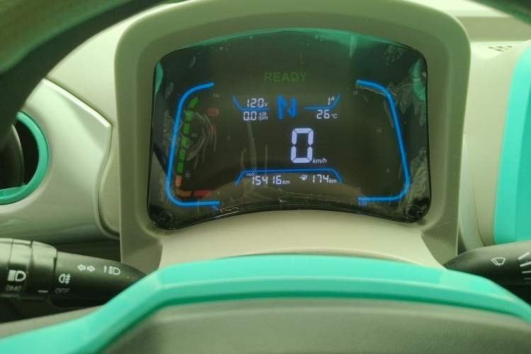 Used JMEV Xiao Qilin 2024 201km Comfort Version Odometer Close Up