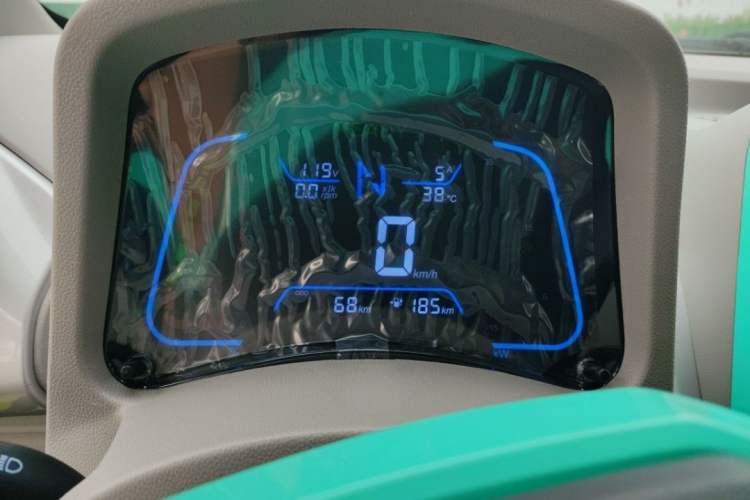 Used JMEV Xiao Qilin 2024 201km Comfort Version Odometer Close Up