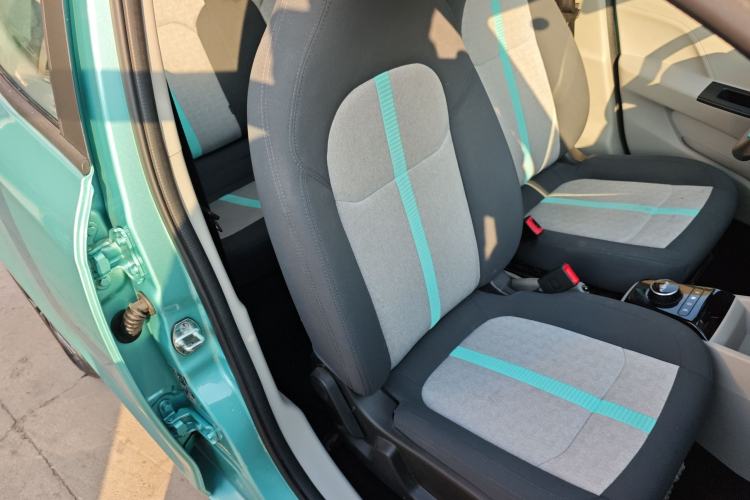 Used JMEV Xiao Qilin 2024 201 km Luxury Version Right Front Seat