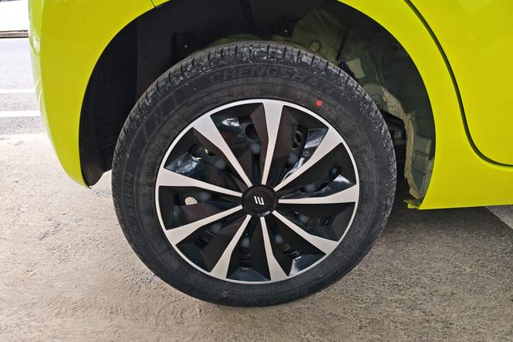 Used JMEV Xiao Qilin 2024 201km Comfort Version Right Rear Wheel Hub