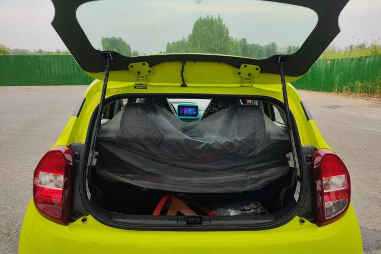 Used JMEV Xiao Qilin 2024 201km Comfort Version Trunk