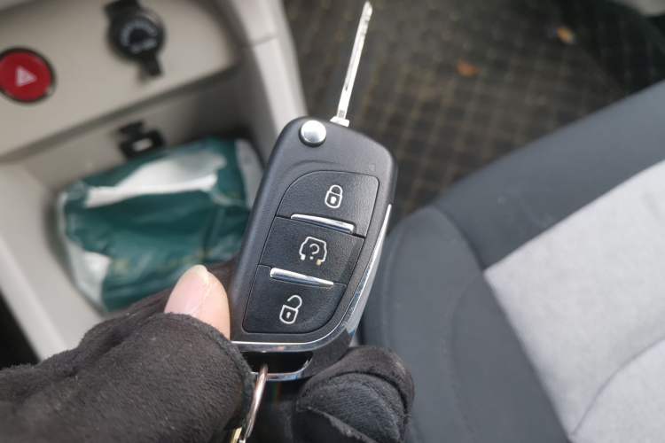Used JMEV Xiao Qilin 2024 201km Comfort Version Vehicle Key