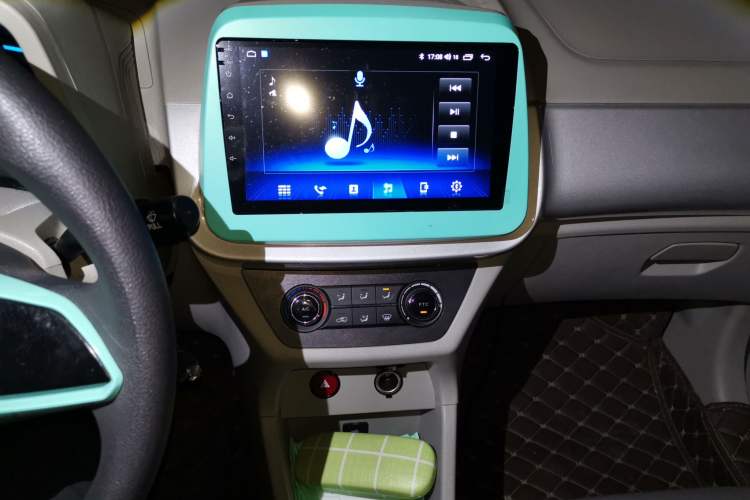 Used JMEV Xiao Qilin 2024 201km Comfort Version Audio And AC Panel