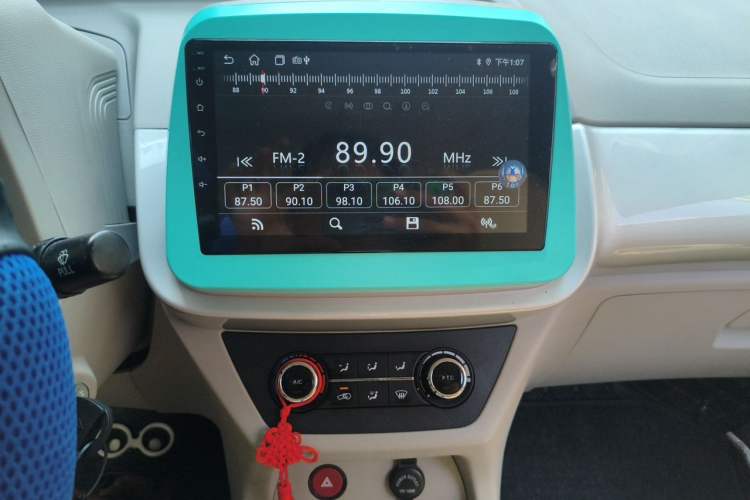 Used JMEV Xiao Qilin 2024 201 km Luxury Version Audio And AC Panel
