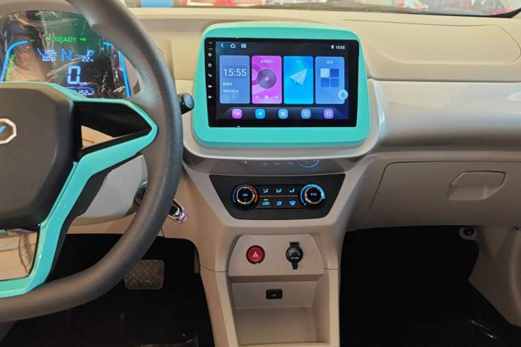 Used JMEV Xiao Qilin 2024 201km Comfort Version Audio And AC Panel