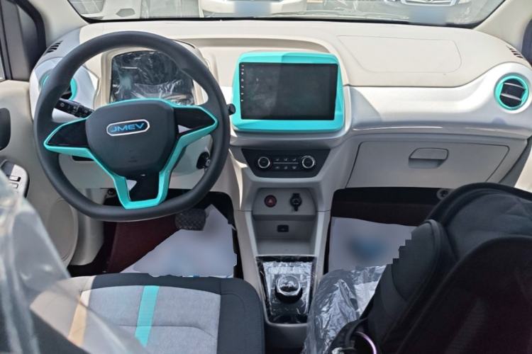 Used JMEV Xiao Qilin 2024 201km Comfort Version Center Console