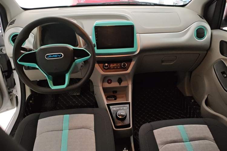 Used JMEV Xiao Qilin 2024 201km Comfort Version Center Console