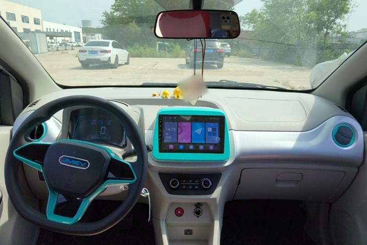 Used JMEV Xiao Qilin 2024 201km Comfort Version Center Console