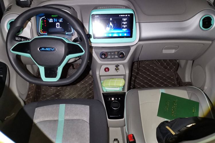 Used JMEV Xiao Qilin 2024 201km Comfort Version Center Console