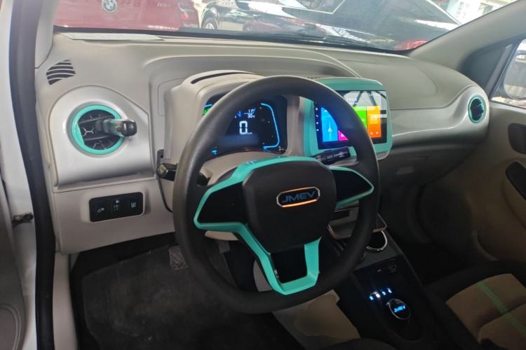 Used JMEV Xiao Qilin 2024 201km Comfort Version Center Console