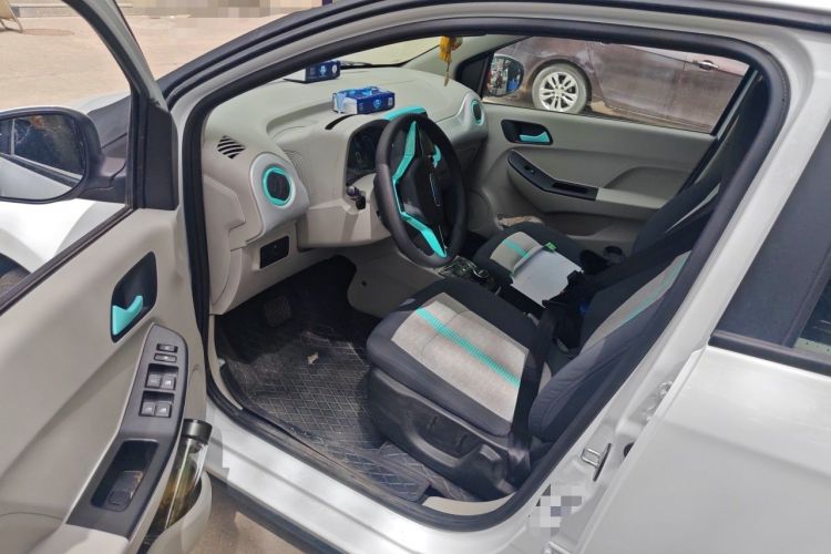 Used JMEV Xiao Qilin 2024 201 km Luxury Version Driver Seat