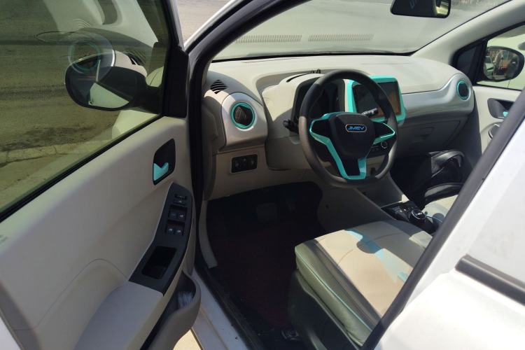 Used JMEV Xiao Qilin 2024 201km Comfort Version Driver Seat