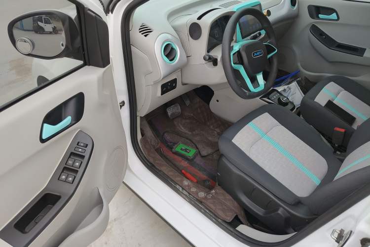 Used JMEV Xiao Qilin 2024 201km Comfort Version Driver Seat