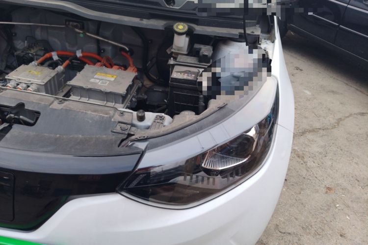 Used JMEV Xiao Qilin 2024 201 km Luxury Version Engine Bay Left