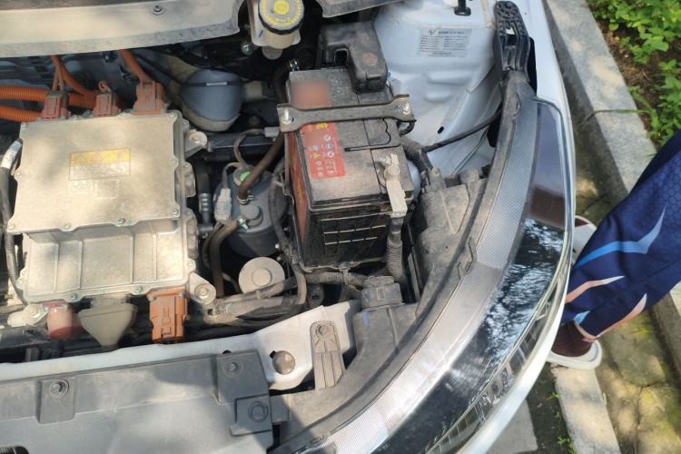 Used JMEV Xiao Qilin 2024 201 km Luxury Version Engine Bay Left