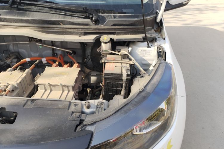 Used JMEV Xiao Qilin 2024 201km Comfort Version Engine Bay Left