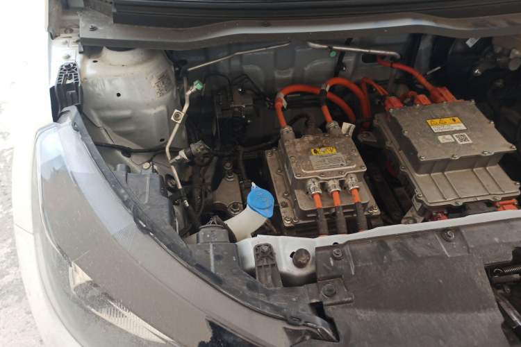 Used JMEV Xiao Qilin 2024 201 km Luxury Version Engine Bay Right