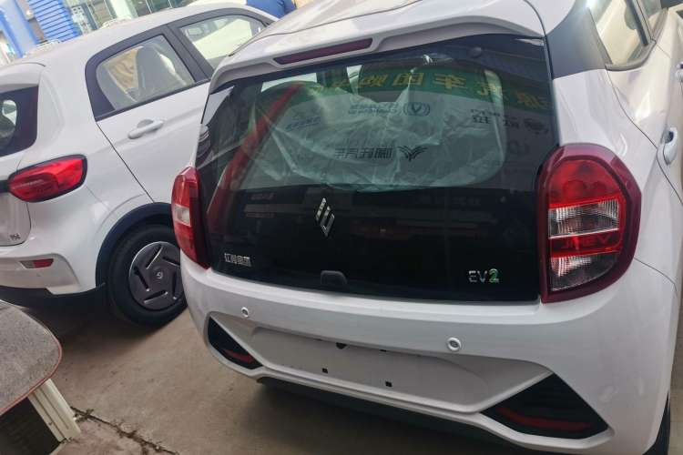 Used JMEV Xiao Qilin 2024 201 km Luxury Version Exterior 2