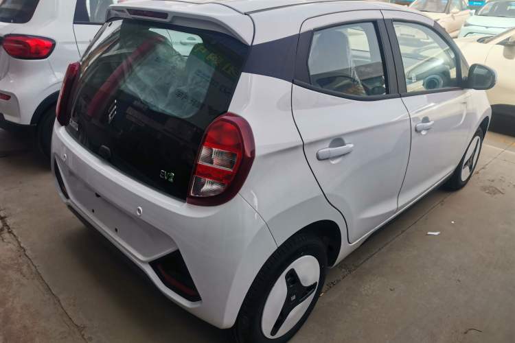 Used JMEV Xiao Qilin 2024 201 km Luxury Version Exterior 3