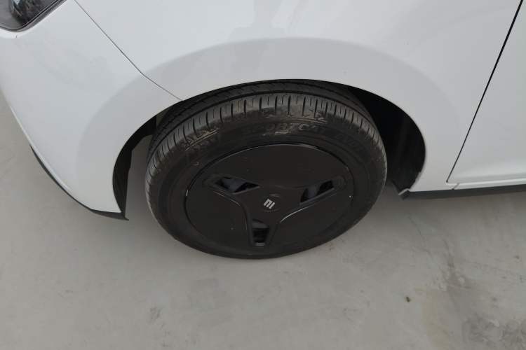 Used JMEV Xiao Qilin 2024 201km Comfort Version Exterior 4