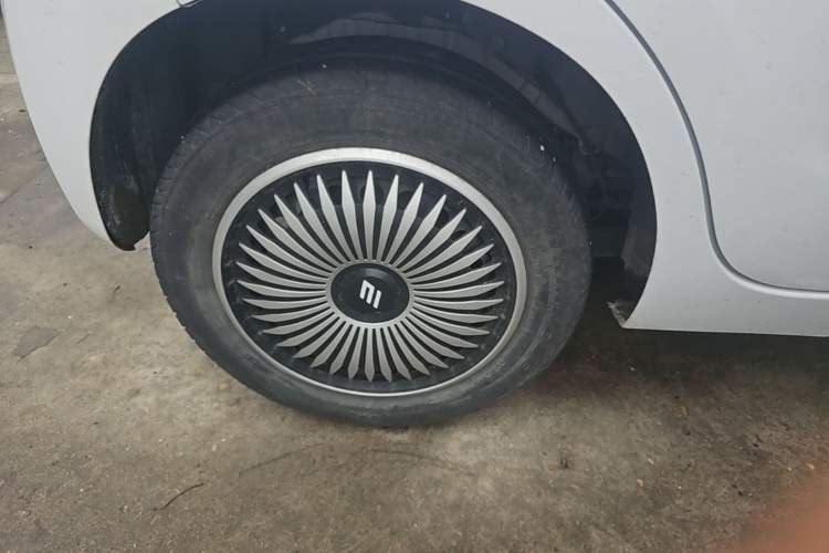Used JMEV Xiao Qilin 2024 201km Comfort Version Exterior 5