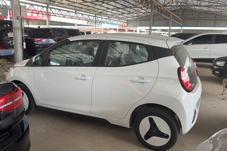 Used JMEV Xiao Qilin 2024 201 km Luxury Version Exterior 5