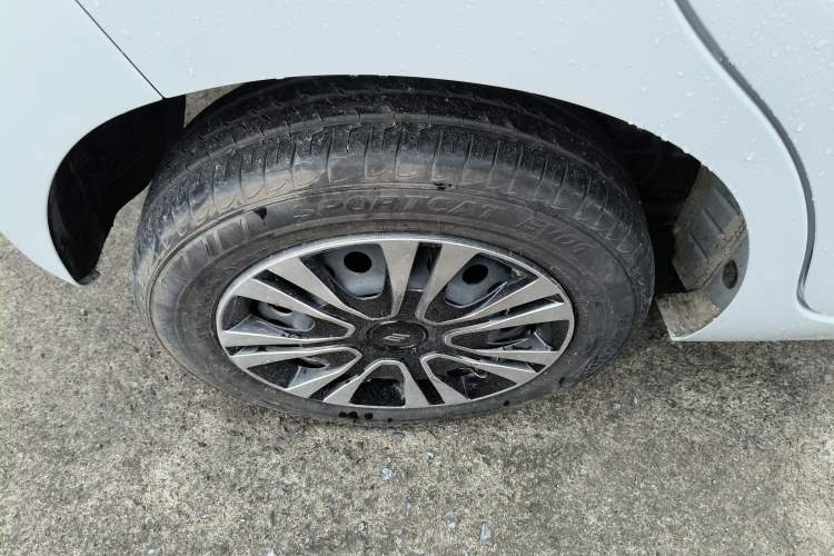 Used JMEV Xiao Qilin 2024 201km Comfort Version Exterior 5