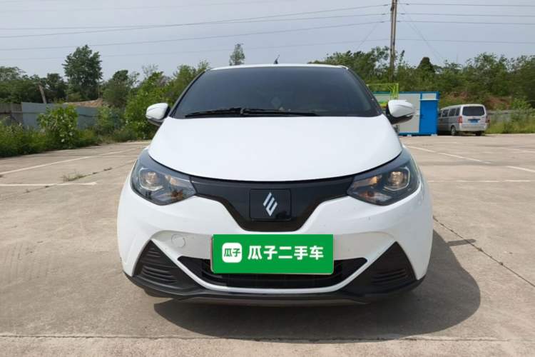 Used JMEV Xiao Qilin 2024 201km Comfort Version Front