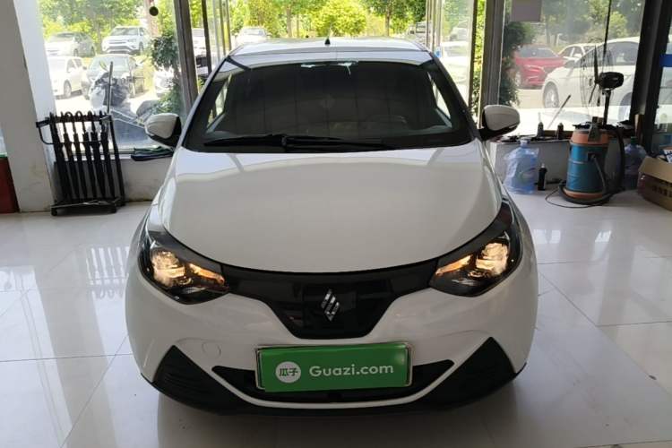 Used JMEV Xiao Qilin 2024 201km Comfort Version Front