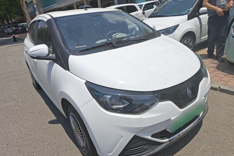 Used JMEV Xiao Qilin 2024 201km Comfort Version Front Right 45 Deg