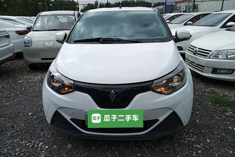 Used JMEV Xiao Qilin 2024 201km Comfort Version Front