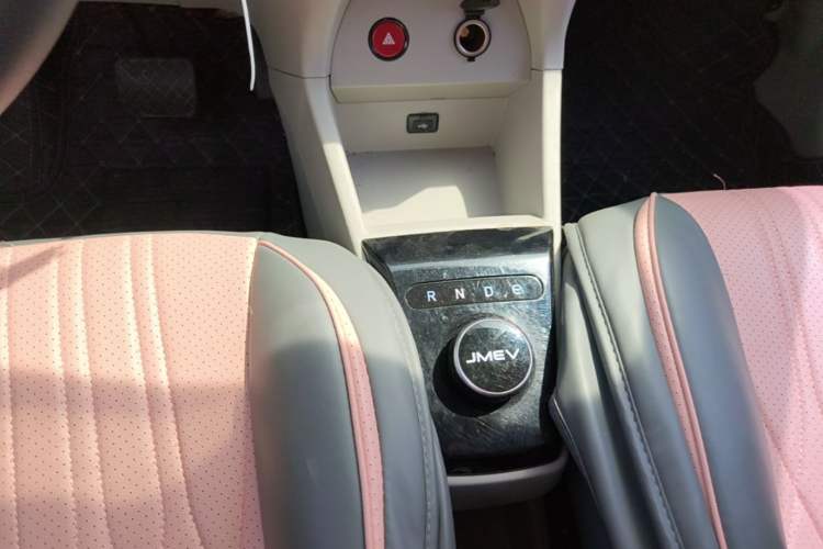 Used JMEV Xiao Qilin 2024 201km Comfort Version Gear Lever