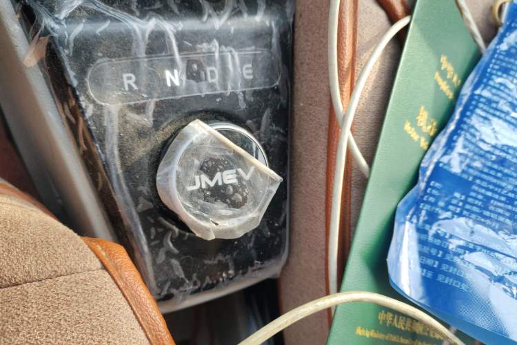 Used JMEV Xiao Qilin 2024 201km Comfort Version Gear Lever