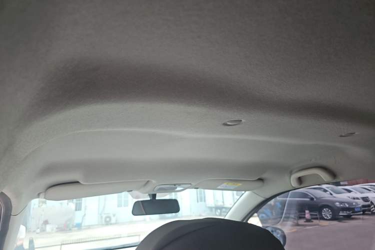 Used JMEV Xiao Qilin 2024 201km Comfort Version Headliner