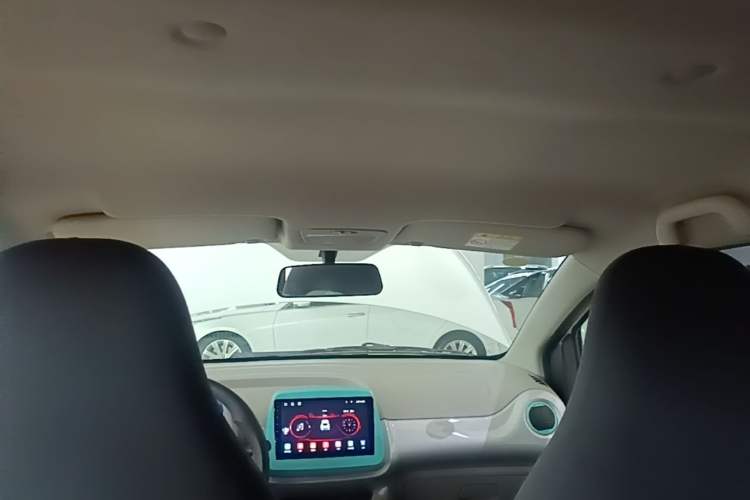 Used JMEV Xiao Qilin 2024 201km Comfort Version Headliner
