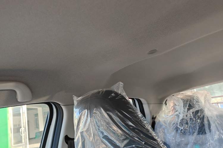 Used JMEV Xiao Qilin 2024 201km Comfort Version Headliner