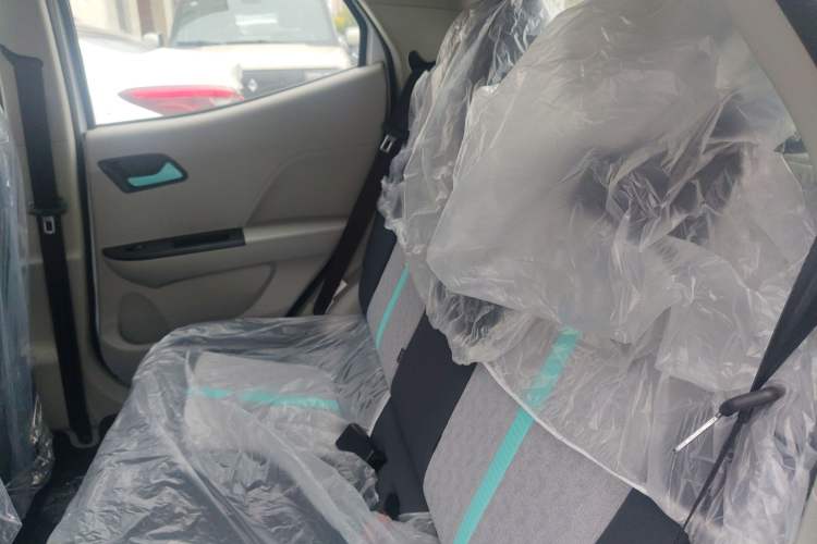 Used JMEV Xiao Qilin 2024 201km Comfort Version Interior 1