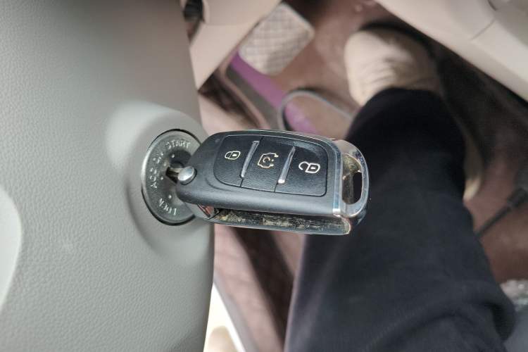 Used JMEV Xiao Qilin 2024 201km Comfort Version Interior 1