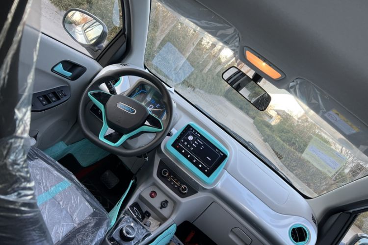Used JMEV Xiao Qilin 2024 201km Comfort Version Interior 1