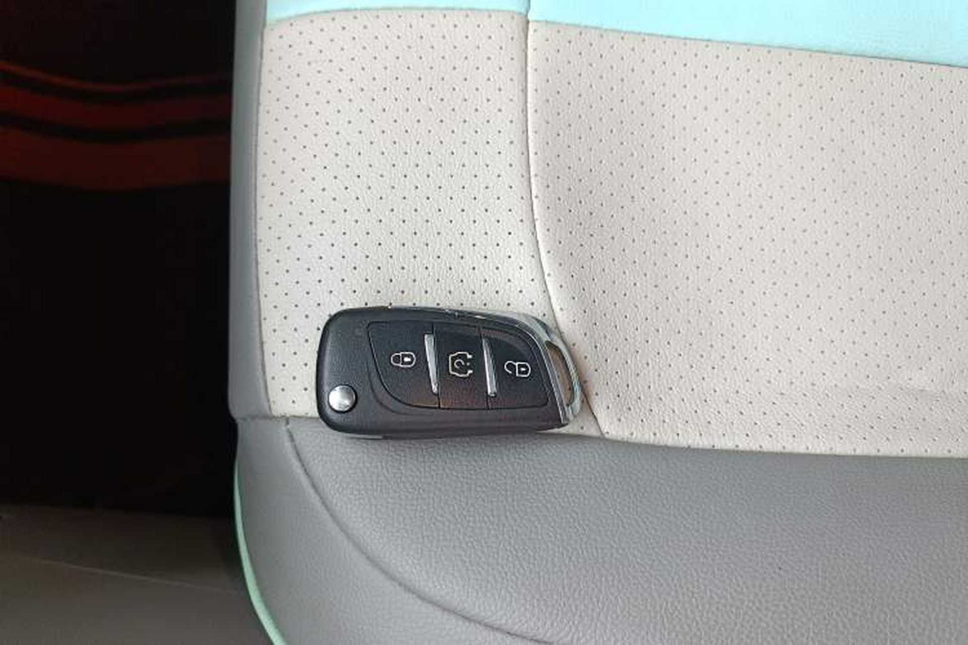 Used JMEV Xiao Qilin 2024 201km Comfort Version Interior 1