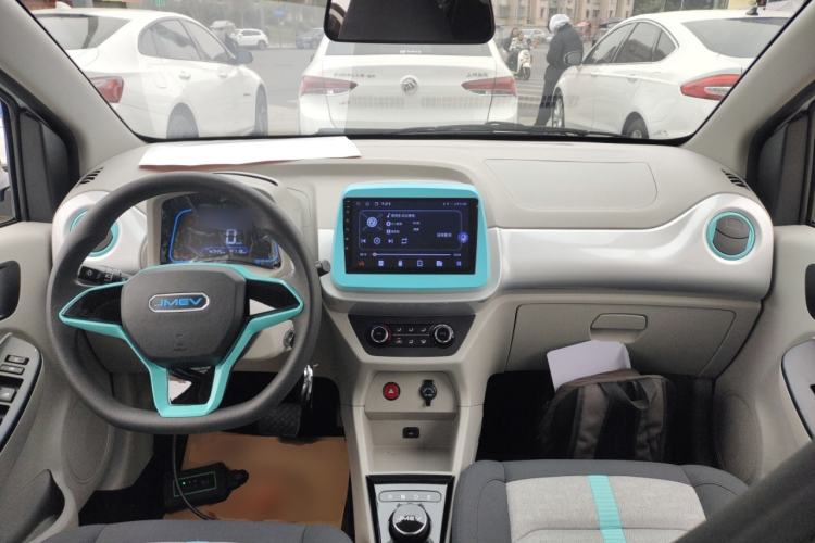 Used JMEV Xiao Qilin 2024 201km Comfort Version Interior 2