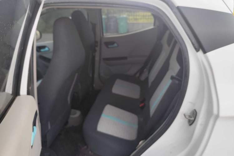 Used JMEV Xiao Qilin 2024 201km Comfort Version Interior 3