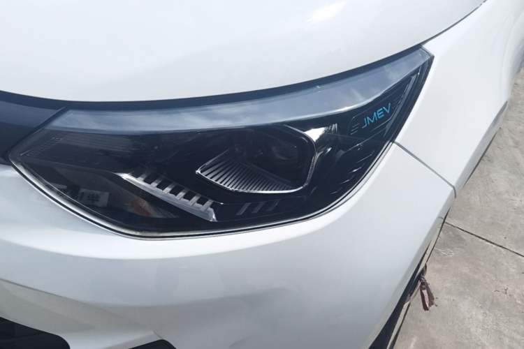 Used JMEV Xiao Qilin 2024 201 km Luxury Version Left Front Headlight