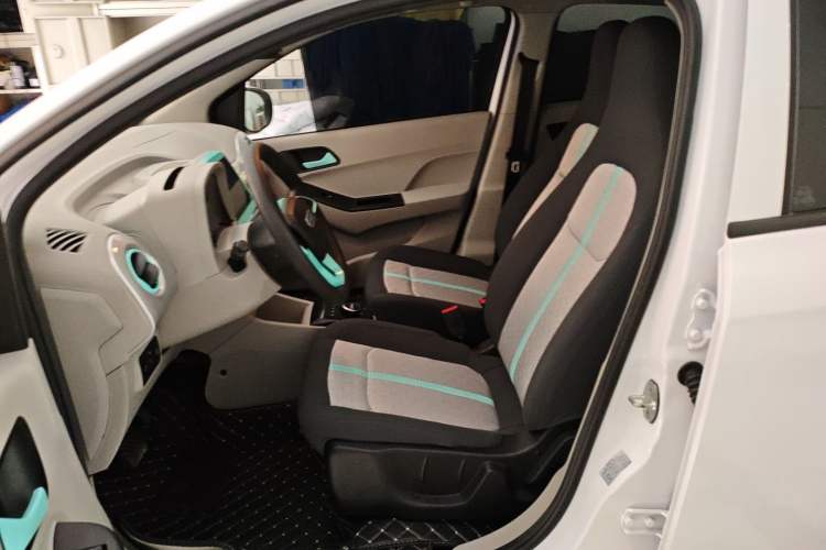 Used JMEV Xiao Qilin 2024 201km Comfort Version Left Front Seat